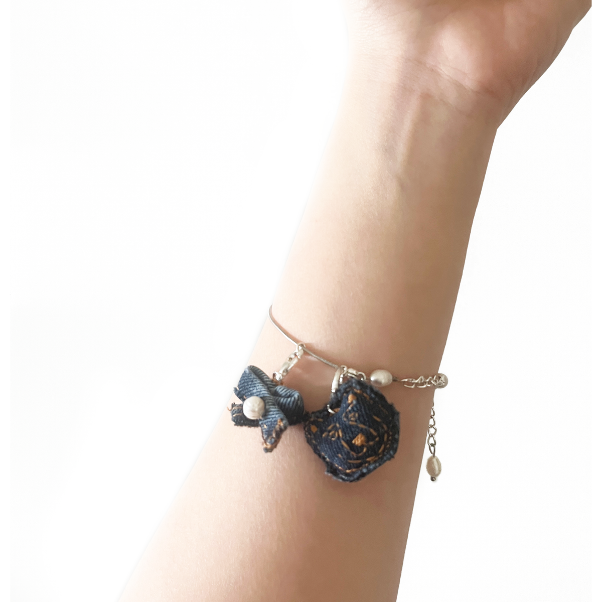 Cub Bow Bracelet